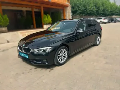 Usado BMW 318 150 CV (110 kW) 2017 Negro Familiar