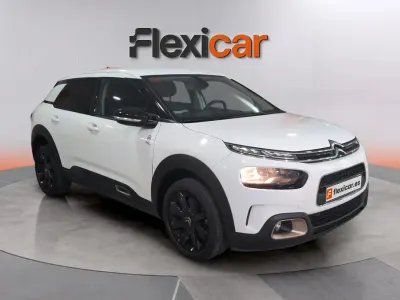 Usado Citroën C4 Live 110 CV (80 kW) 2019 Blanco Berlina