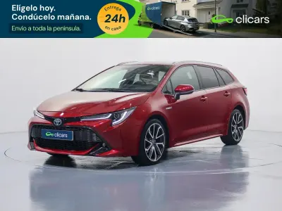 Używany Toyota Corolla Advance 184 KM (135 kW) 2019 Czerwony Kombi