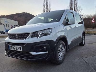 Usado Peugeot Rifter Active 99 CV (72 kW) 2021 Blanco Monovolumen