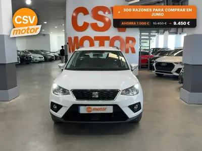 Usado Seat Arona Ecomotive 95 CV (69 kW) 2020 Blanco SUV