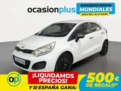 Usado Kia Rio 86 CV (63 kW) 2012 Blanco Utilitario