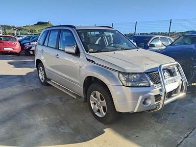 Usado Suzuki Grand Vitara 129 CV (94 kW) 2006 Gris / plata SUV