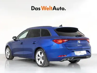 Usado Seat Leon FR 150 CV (110 kW) 2020 Azul Familiar