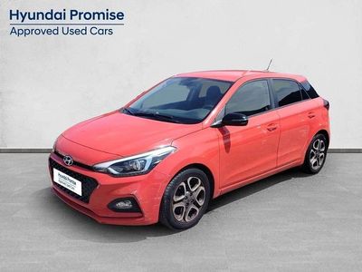 Usado Hyundai i20 99 CV (72 kW) 2020 Rojo Utilitario