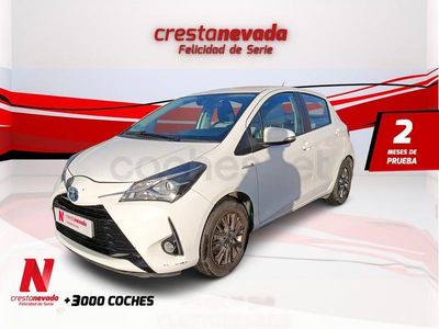 Usado Toyota Yaris Hybrid Active 100 CV (73 kW) 2019 Blanco Berlina
