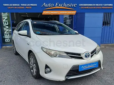 Usado Toyota Auris Hybrid