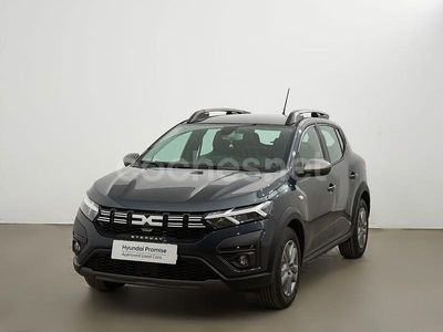 Gris / plata Usado 2023 Dacia Sandero Expression Berlina | 14.990 € (Precio justo)