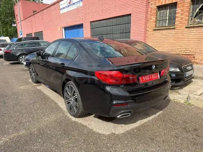 Usado BMW 530e Comfort Edition 252 CV (185 kW) 2020 Negro Berlina