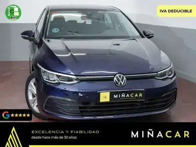 Usado VW Golf VIII 110 CV (80 kW) 2021 Blanco Berlina