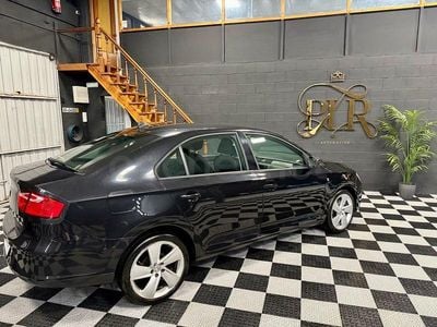 Usado Seat Toledo Reference 105 CV (77 kW) 2014 Negro Utilitario