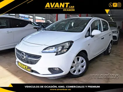 Begagnad Opel Corsa Business 90 HK (66 kW) 2019 Vit Sedan