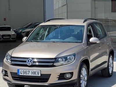 Käytetty VW Tiguan Sport 140 HP (102 kW) 2013 Peessi Katumaasturi