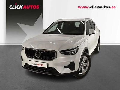 Begagnad Volvo XC40 Core 163 HK (119 kW) 2025 Vit SUV