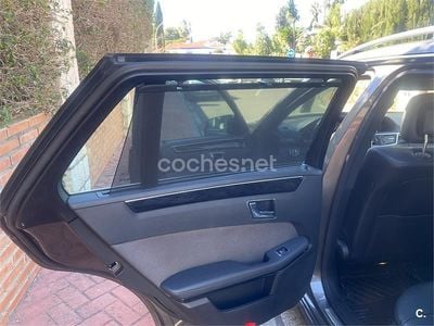 Usado Mercedes E200 Avantgarde 136 CV (100 kW) 2010 Gris / plata Familiar