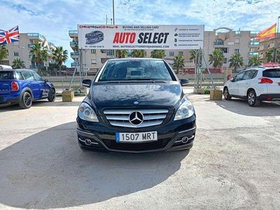 Mercedes B200