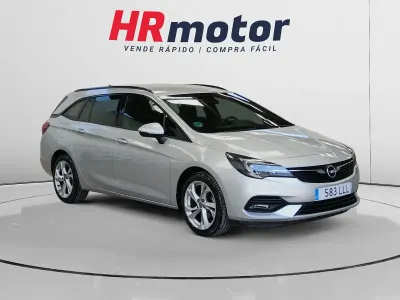 Usado Opel Astra Business Elegance 145 CV (106 kW) 2020 Gris Familiar