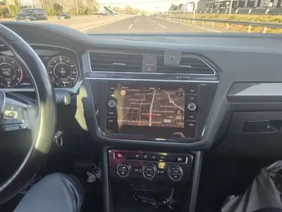 Usado VW Tiguan Sportline 190 CV (139 kW) 2017 Beige SUV