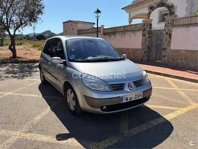 Usado Renault Scénic II Authentique 136 CV (100 kW) 2006 Gris / plata Monovolumen