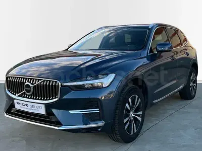 Käytetty Volvo XC60 Core 350 HP (257 kW) 2025 Sininen Katumaasturi