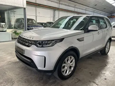 Usado Land Rover Discovery HSE Luxury 240 CV (176 kW) 2019 Gris / plata SUV