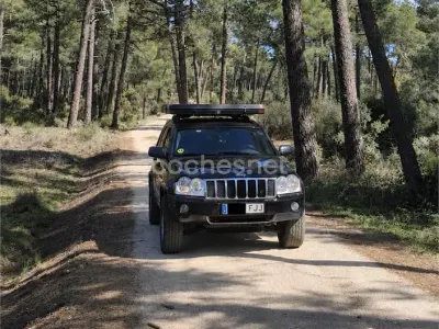 Usado Jeep Grand Cherokee Overland 218 CV (160 kW) 2006 Negro SUV