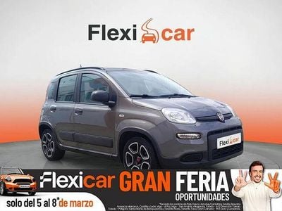 Usado Fiat Panda Cross Cross 70 CV (51 kW) 2022 Gris Utilitario