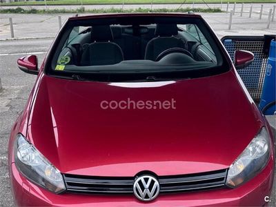 Usado VW Golf Cabriolet 140 CV (102 kW) 2012 Granate Descapotable