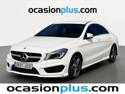 Usado Mercedes CLA220 AMG line 177 CV (130 kW) 2015 Blanco Coupe