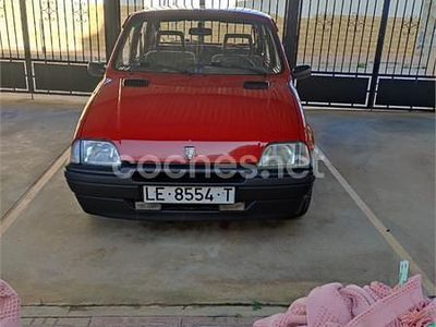 Usado Rover 111 60 CV (44 kW) 1990 Rojo Berlina