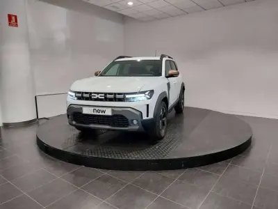 Usado Dacia Duster Extreme 131 CV (96 kW) 2025 Blanco SUV
