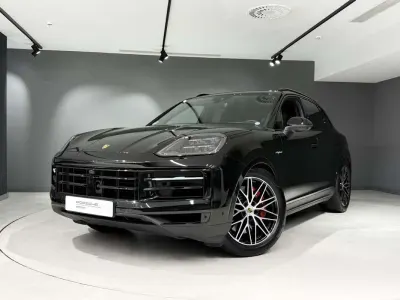 Usado Porsche Cayenne 519 CV (381 kW) 2024 Negro SUV