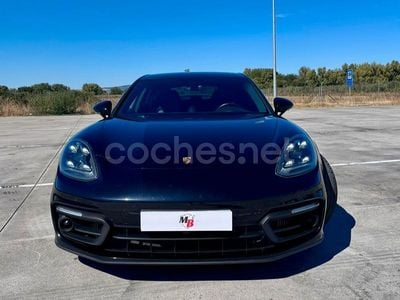 Porsche Panamera 4