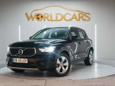 Usado Volvo XC40 Momentum 150 CV (110 kW) 2019 Negro SUV
