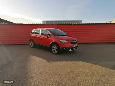 Usado Opel Crossland X Innovation 110 CV (80 kW) 2018 Rojo SUV
