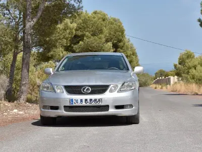 Usado Lexus GS300 President Line 249 CV (183 kW) 2005 Gris / plata Berlina