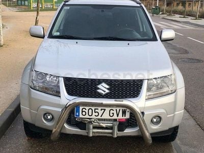 Usado Suzuki Grand Vitara 129 CV (94 kW) 2010 Gris / plata SUV