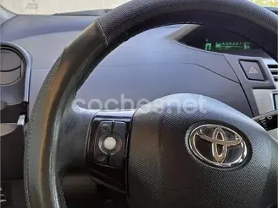 Begagnad Toyota Yaris