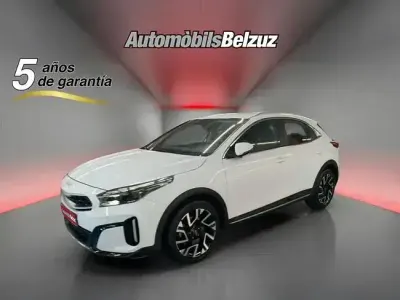 Usado Kia XCeed 101 CV (74 kW) 2024 Blanco SUV
