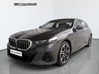 Usado BMW 520 Comfort Edition 197 CV (144 kW) 2024 Gris Berlina