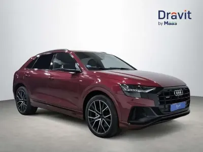 Usado Audi Q8 Black Edition 234 CV (172 kW) 2020 Rojo SUV