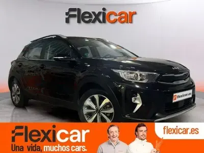 Usado Kia Stonic 84 CV (61 kW) 2023 Negro SUV