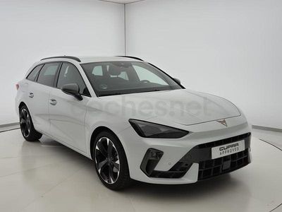 Usado Cupra Leon 150 CV (110 kW) 2024 Blanco Familiar