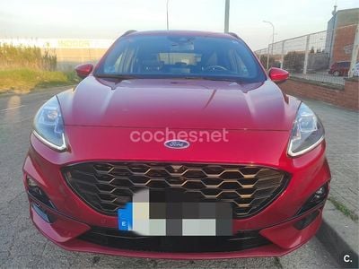 Usado Ford Kuga ST-Line 150 CV (110 kW) 2021 Rojo SUV