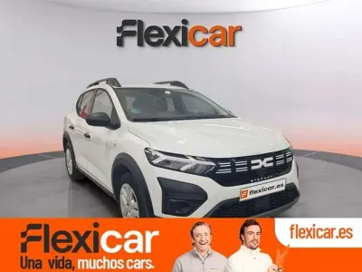 Usado Dacia Sandero Essentiel 90 CV (66 kW) 2023 Blanco Berlina