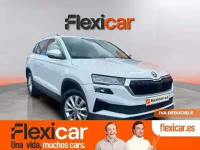 Usado Skoda Karoq Ambition 150 CV (110 kW) 2022 Blanco SUV