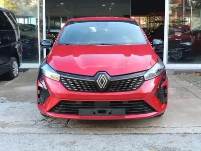 Używany Renault Clio V Techno 91 KM (66 kW) 2024 Czerwony Sedan/Limuzyna