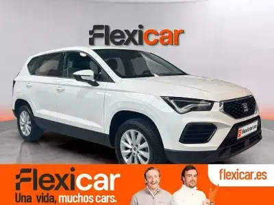 Begagnad Seat Ateca Reference 110 HK (80 kW) 2023 Vit SUV