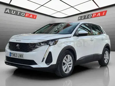 Usado Peugeot 3008 Active 130 CV (95 kW) 2021 Blanco SUV