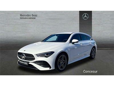 Usado Mercedes CLA200 Shooting Brake AMG line 150 CV (110 kW) 2024 Blanco Familiar
